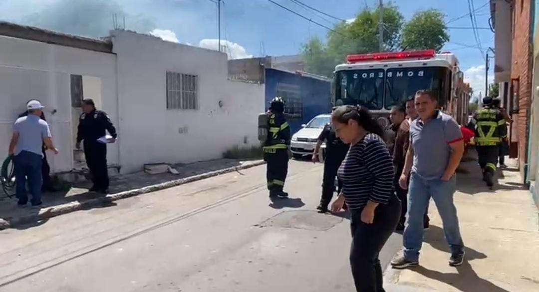 Sofocan bomberos incendio en vivienda de la colonia Industrial | La ...