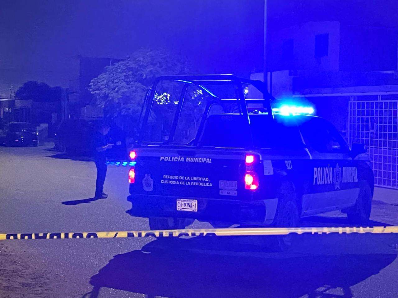 Le disparan dos veces al exterior de su domicilio en Parajes de San ...