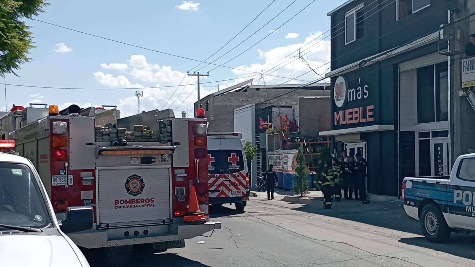 Se electrocuta y cae de 5 metros de altura | La Opción de Chihuahua