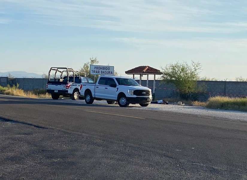 Hallan ejecutado con mensaje en la vía corta a Parral