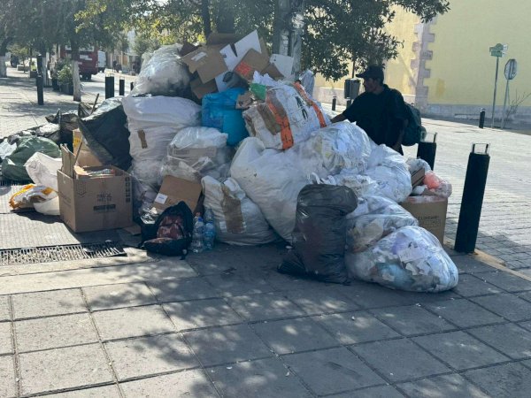 Denuncian montaña de basura en calles del centro | La Opción de Chihuahua
