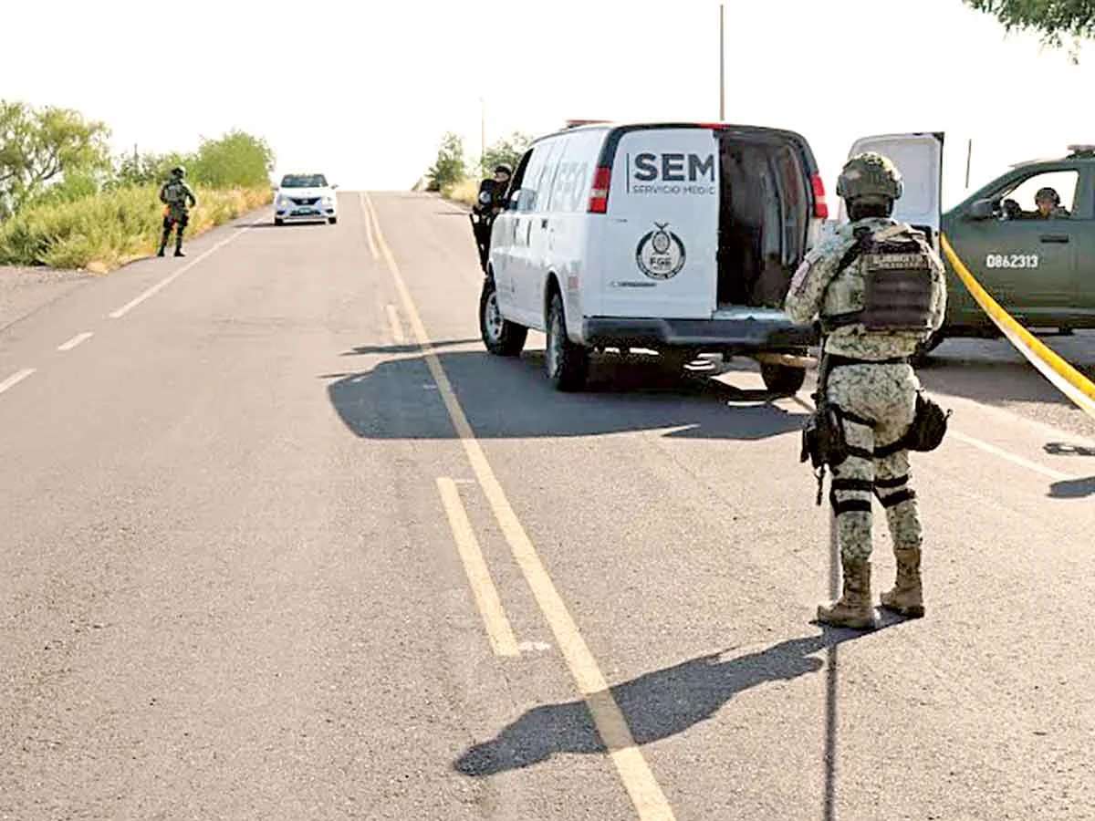 Horror en la Mazatlán-Culiacán: Riegan cuerpos sobre autopista de Sinaloa