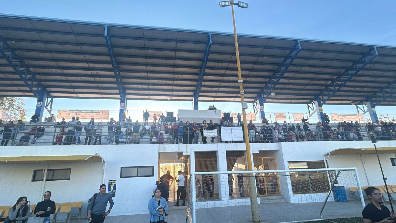 Se quejan vecinos por el ruido intenso del torneo de la copa Cimarrón