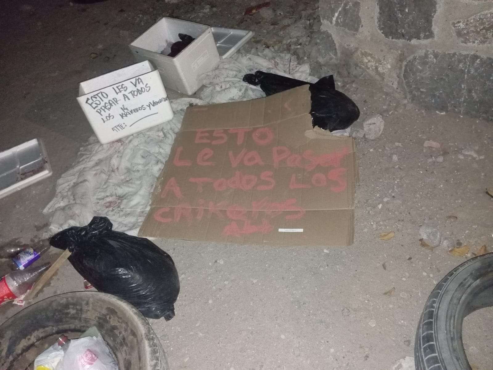 Hallan a mujer descuartizada en la colonia El Papalote; le dejaron mensajes