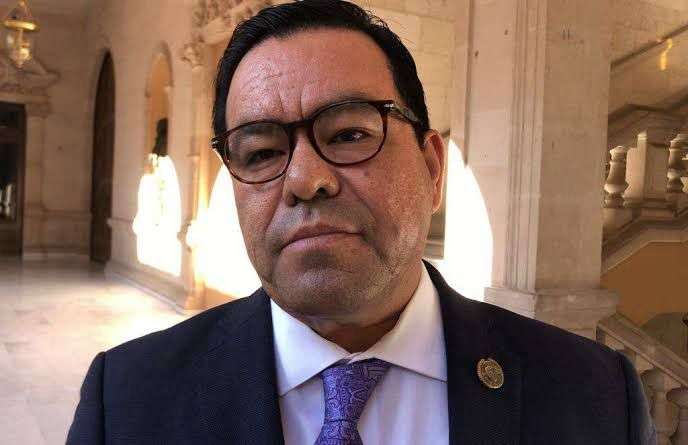 Se contagia el fiscal Abelardo Valenzuela de influenza