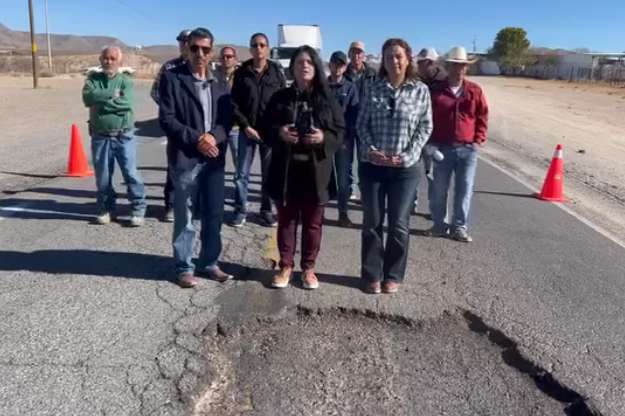 Exigen alcaldes a federación reparar carretera Aldama a Ojinaga