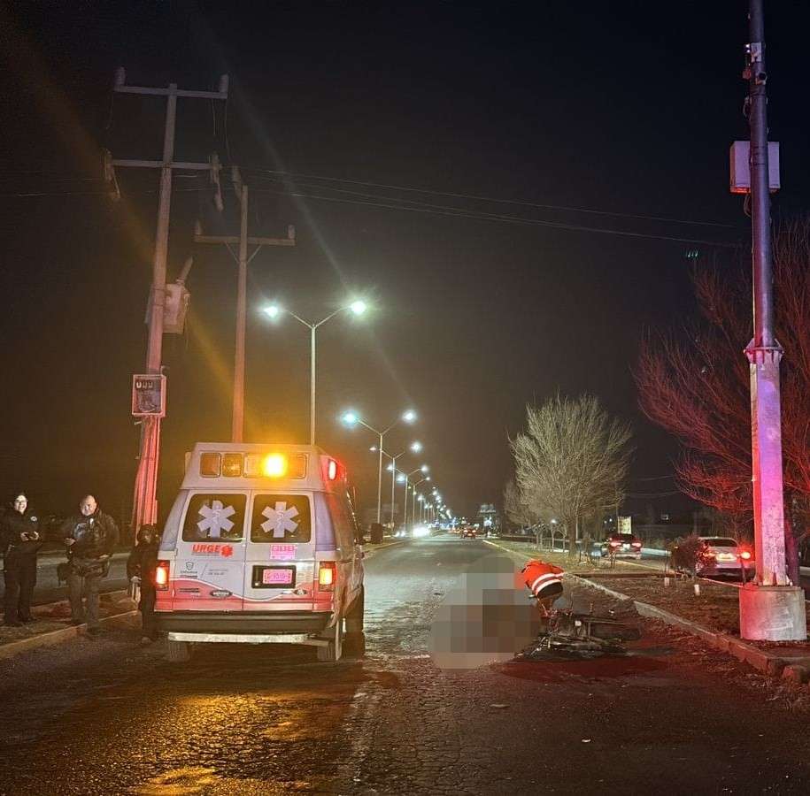 Muere motociclista al chocar en Cuauhtémoc