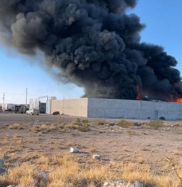 Explota contenedor de diésel en predio de Delicias