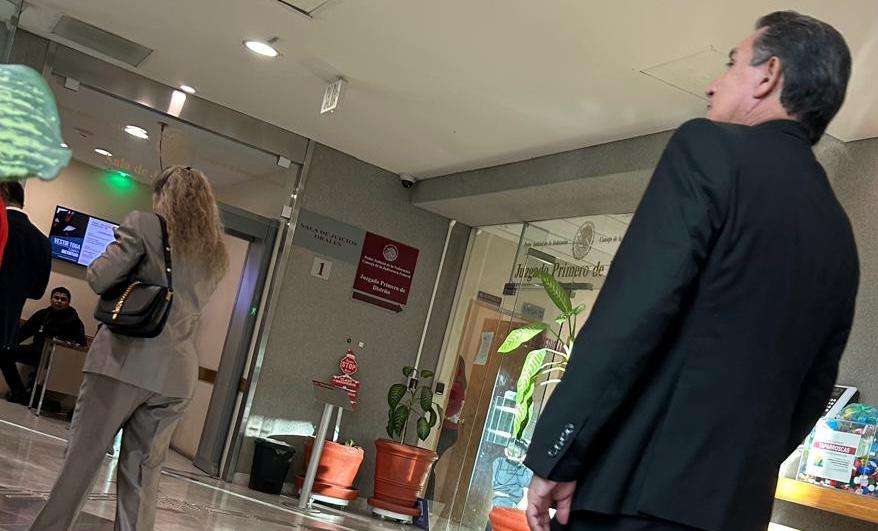 Exhiben a los Borruel en audiencia por diversas notas periodísticas