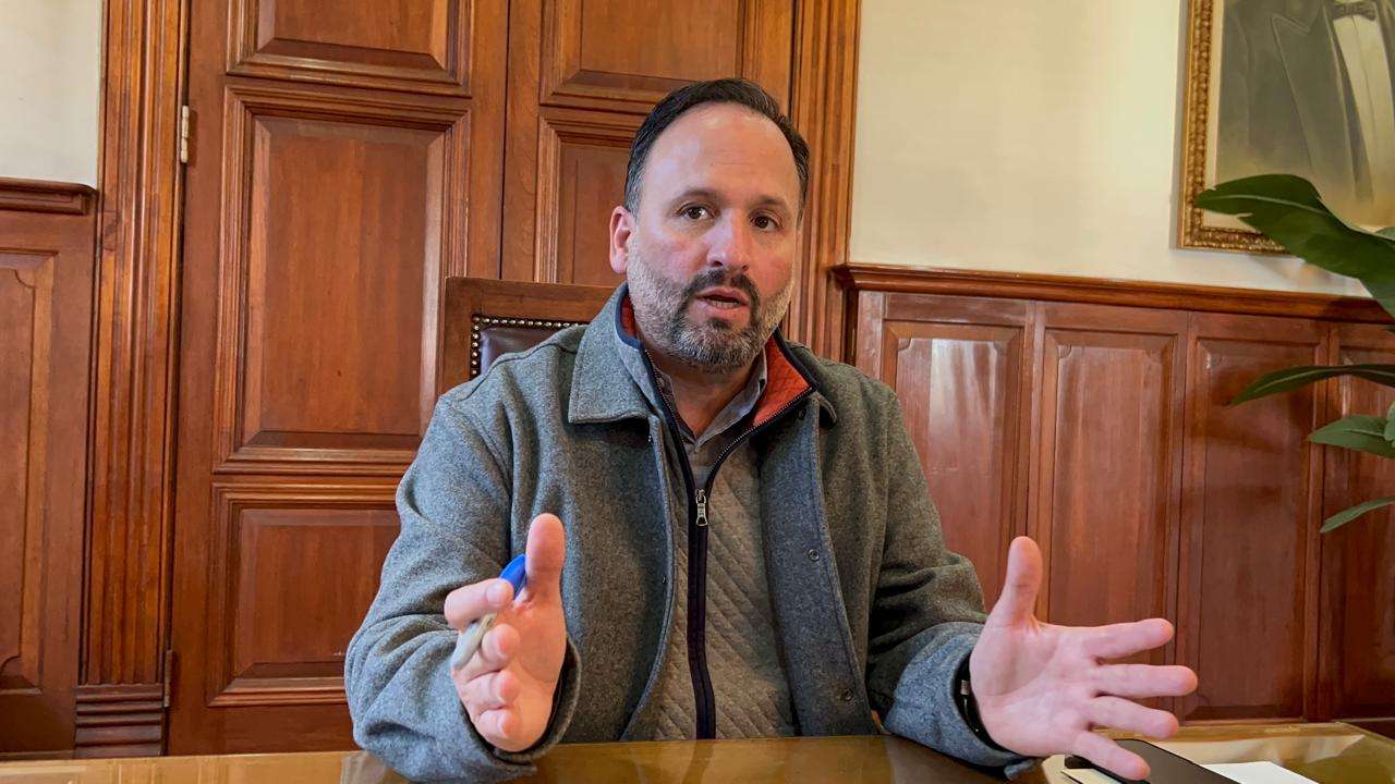 Llegan a Chihuahua 200 paisanos deportados  