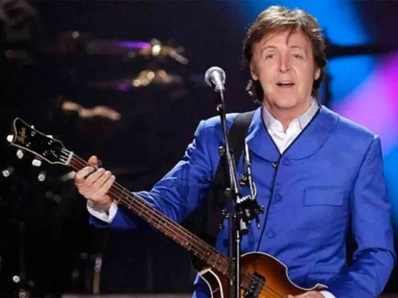 Alerta Paul McCartney sobre el peligro de plagio con IA