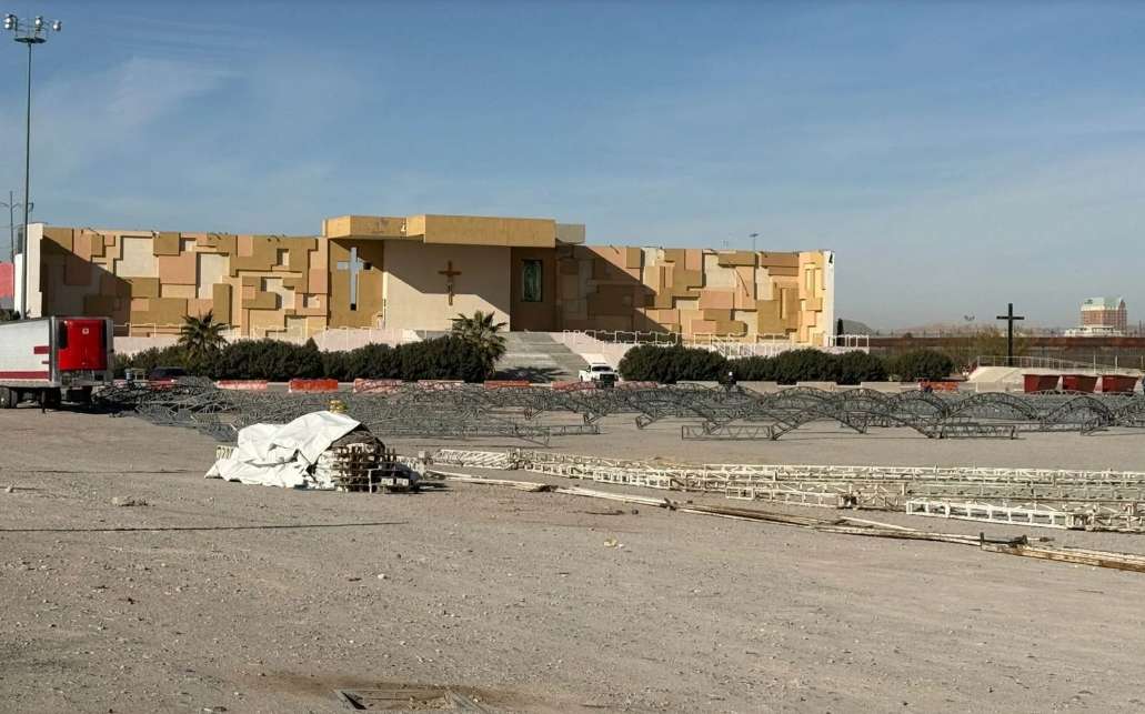 Avanza instalación de refugio temporal para migrantes repatriados en El Punto