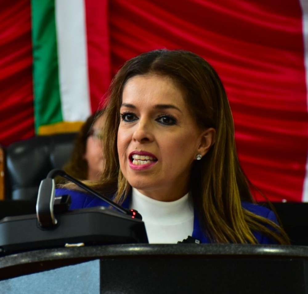 Exige Xóchitl Contreras solución al colapso del Imss-Bienestar 