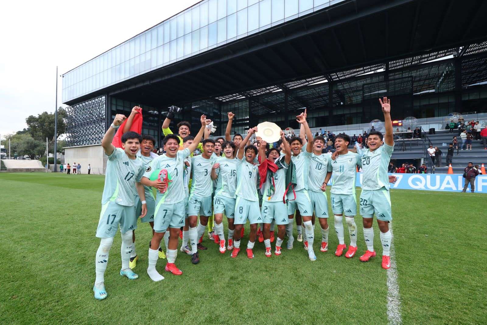 Consigue Kenneth Martínez y la selección mexicana boleto al Mundial Qatar Su -17