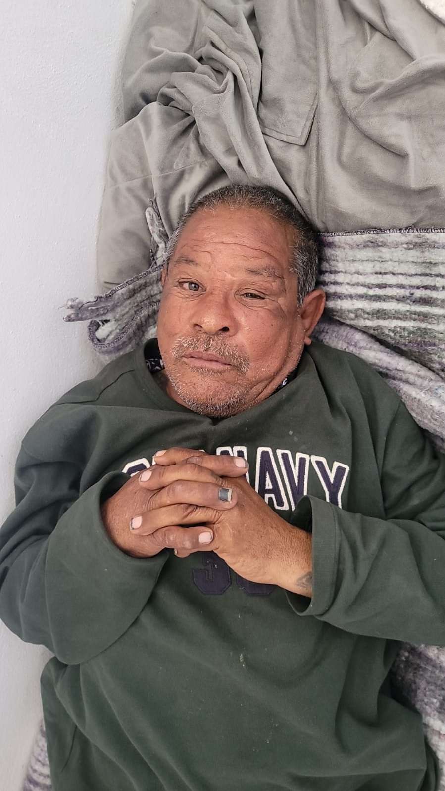 Solicitan apoyo de la comunidad para localizar a la familia de Ramón Navarro