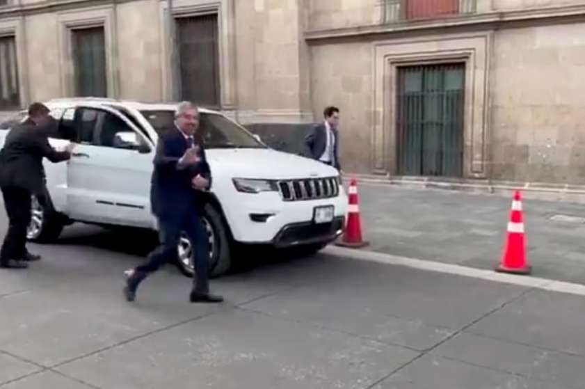 Reúne de urgencia Sheinbaum a gabinete por aranceles de Trump

