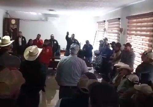 Toman Alcaldía de Guerrero por cobros indebidos