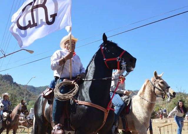 Se reúnen más de 600 jinetes en Cabalgata de Témoris 2025 | La Opción ...