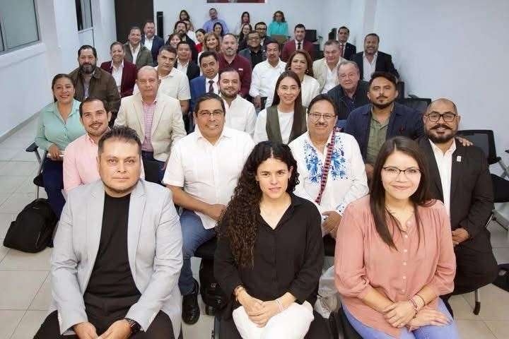 Reúne Luisa María Alcalde a coordinadores parlamentarios de todo el país