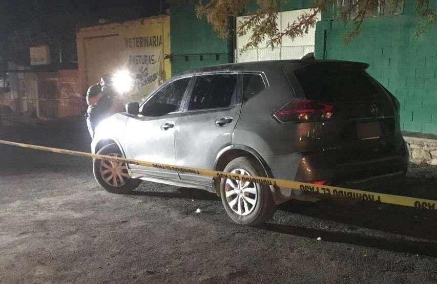 Abandonan asaltantes de camión foráneo camioneta