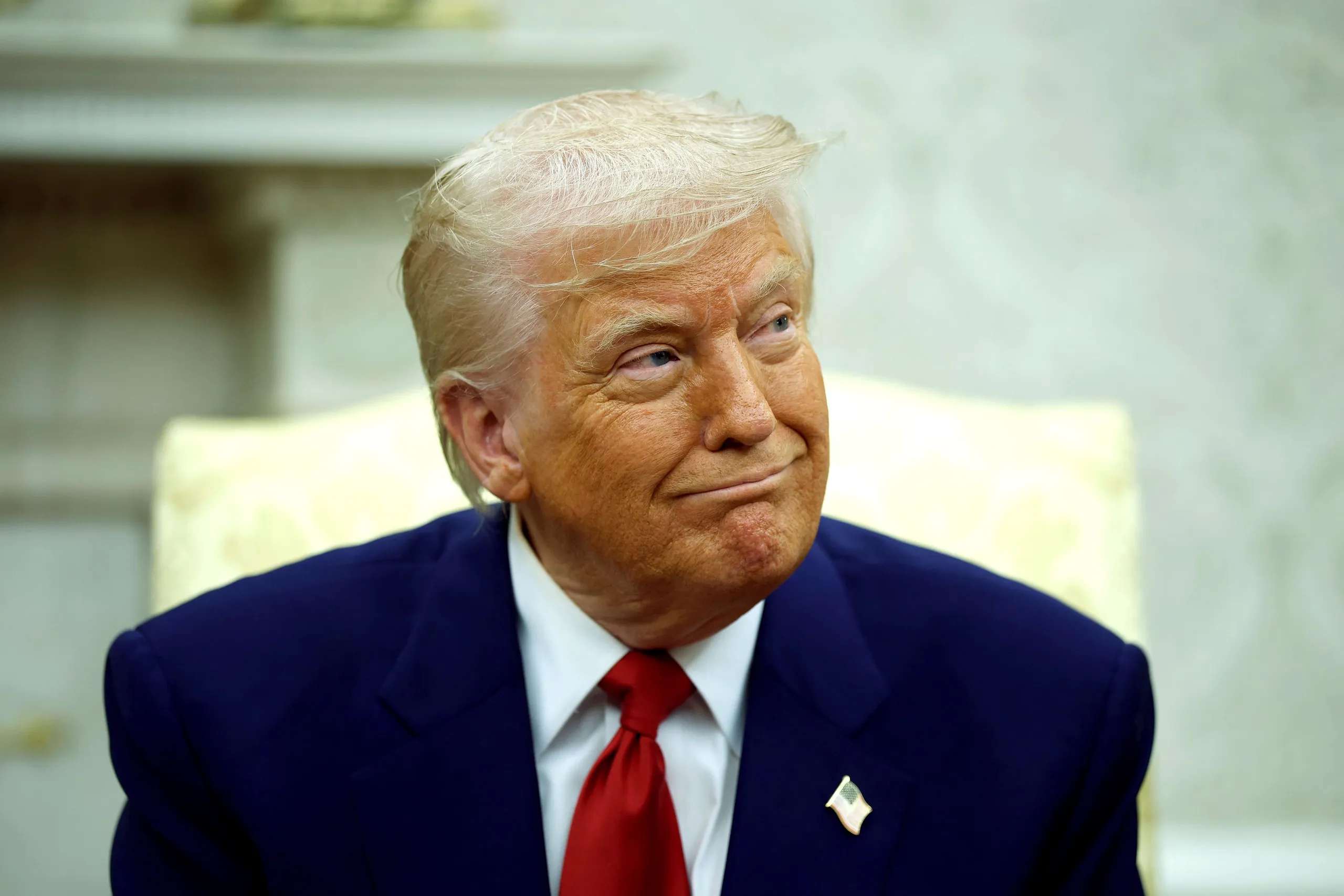 No tendrían país sin nosotros; Trump a México y Canadá