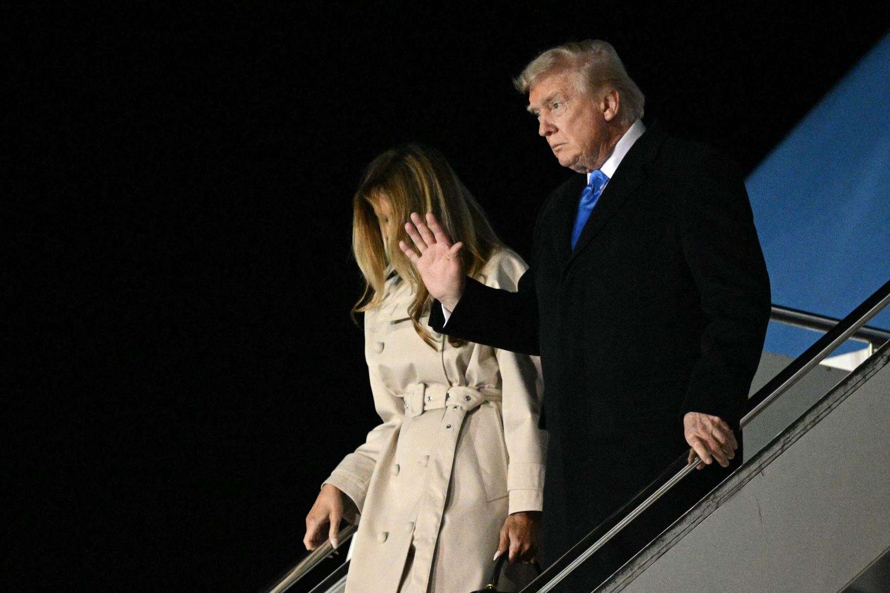 Llega Trump a Roma para funeral del Papa Francisco