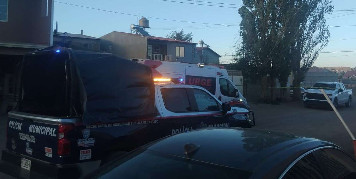 Regresa de trabajar y halla muerto a su hijo en Cuauhtémoc