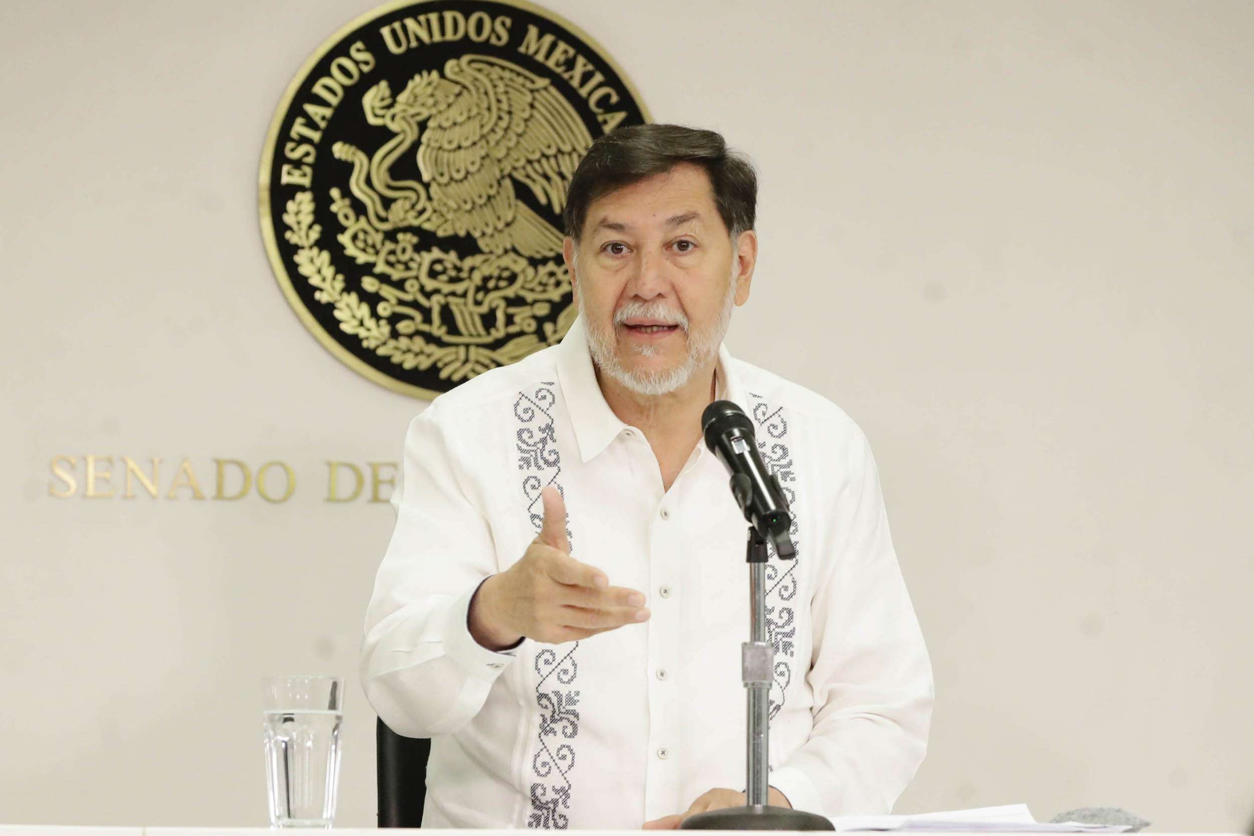 Se deslinda Noroña de responsabilidad por narcodefensores