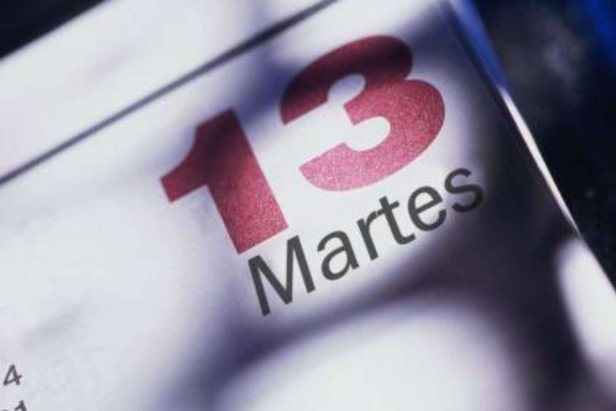 Ni te cases ni te embarques; llega el martes 13