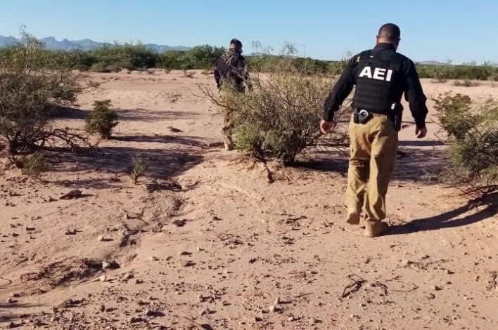 Hallan cadáver cubierto con piedras en Cuauhtémoc