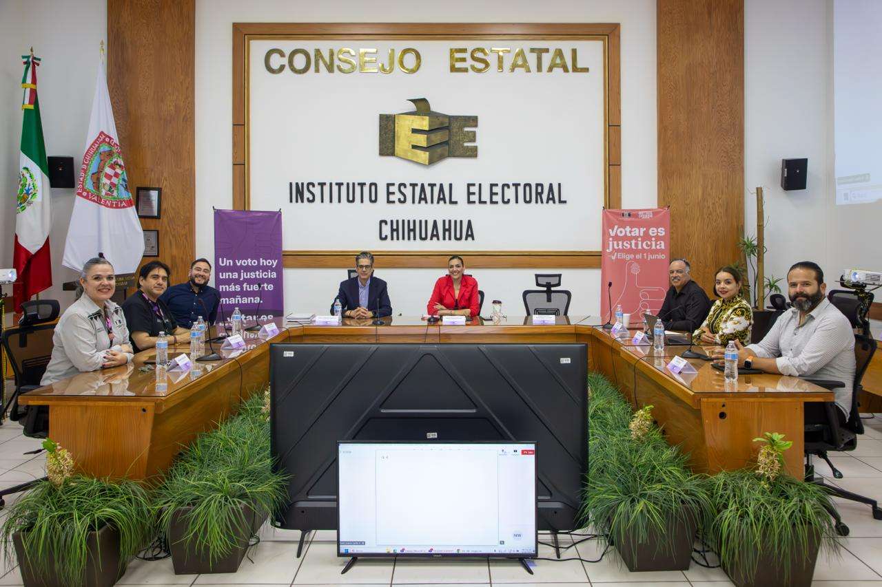 Concluye IEE sesión permanente y continúa con el conteo de votos