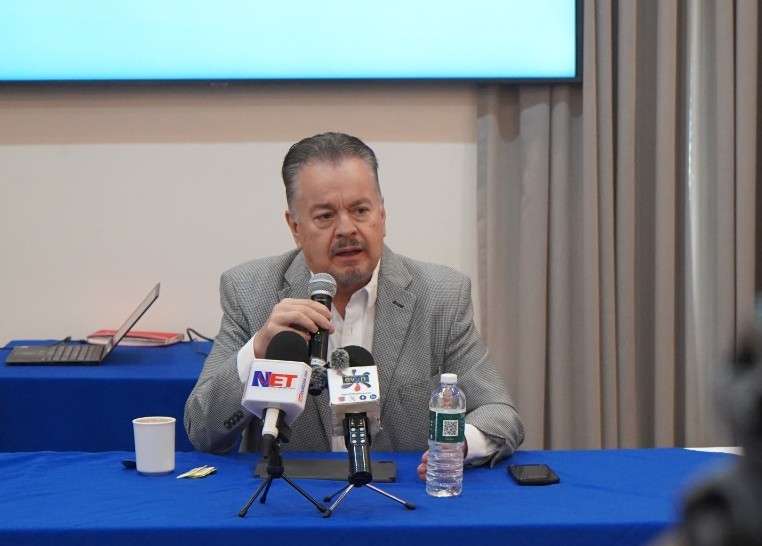 Elección no democratizó, fue una simulación: Mario Vázquez