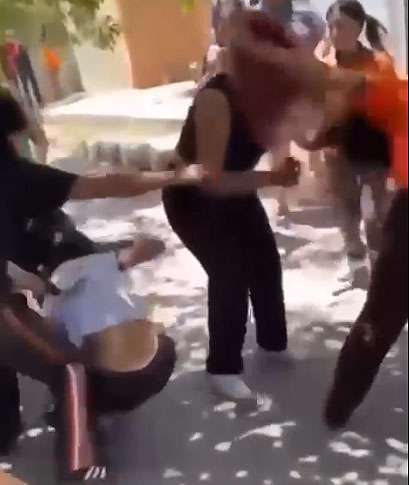 Denuncian a mujeres involucradas en gresca de secundaria