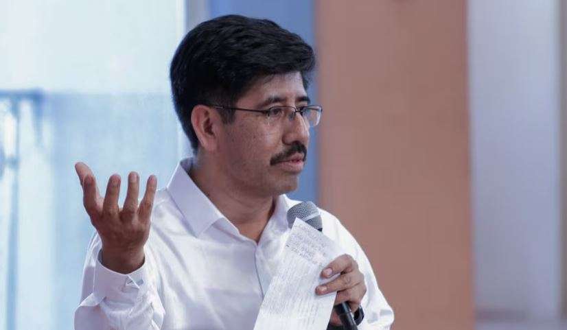 Un abogado mixteco en la cumbre de la Suprema Corte: las tres vidas de Hugo Aguilar
