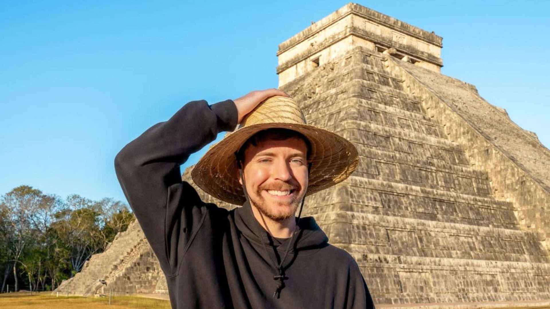 Reservan por cinco años permisos del Inah a MrBeast