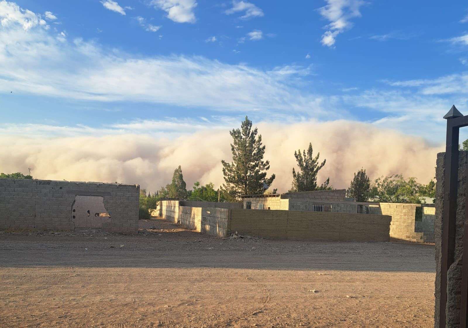 Alerta Ecología estatal por mala calidad del aire tras tormenta de arena