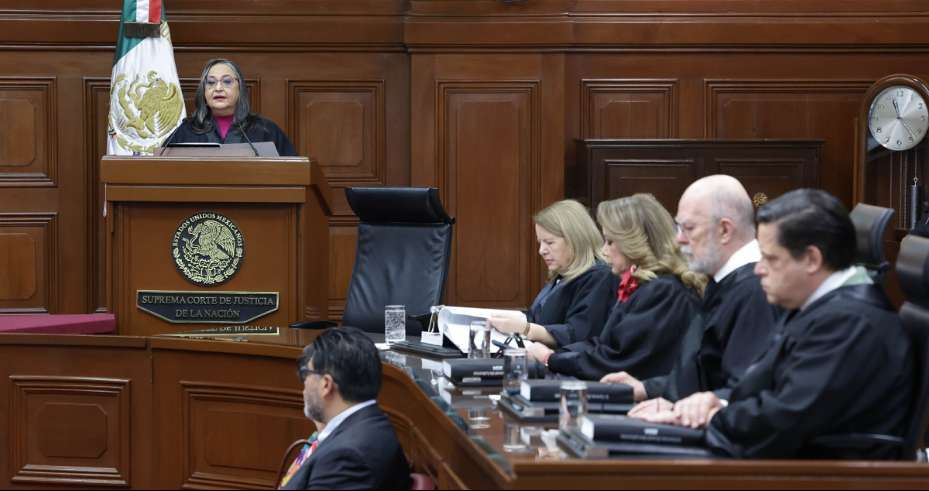 Buscan morenistas eliminar uso de toga en la Suprema Corte