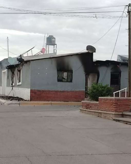 Versión: queman casa de policías en Carichí
