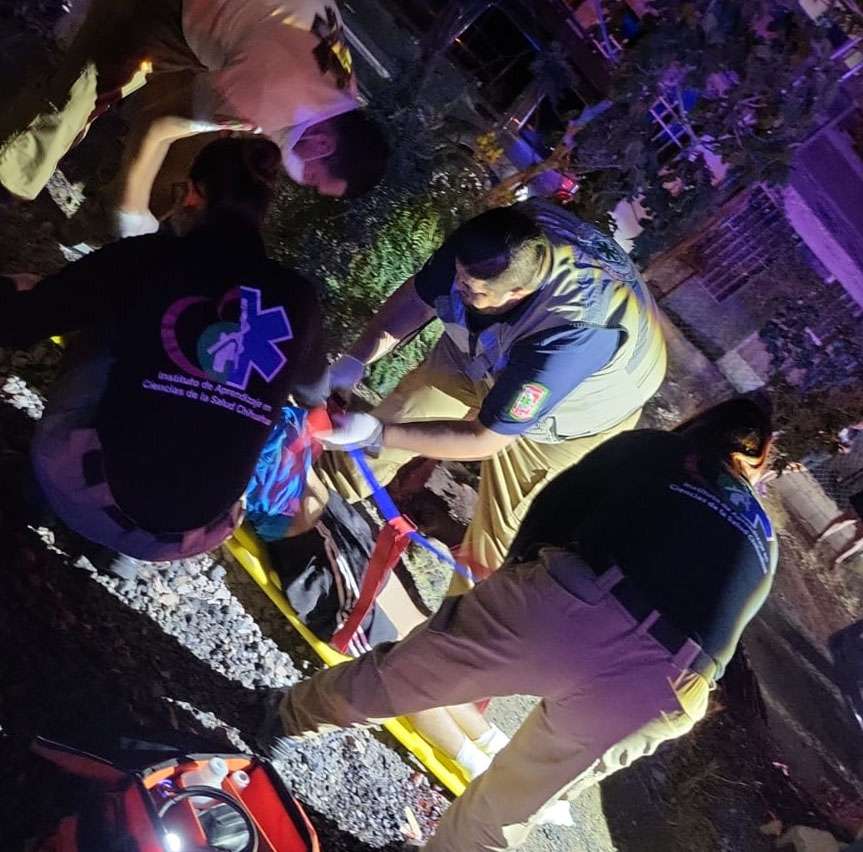 Sufre amputación de los pies al ser atropellado por el tren