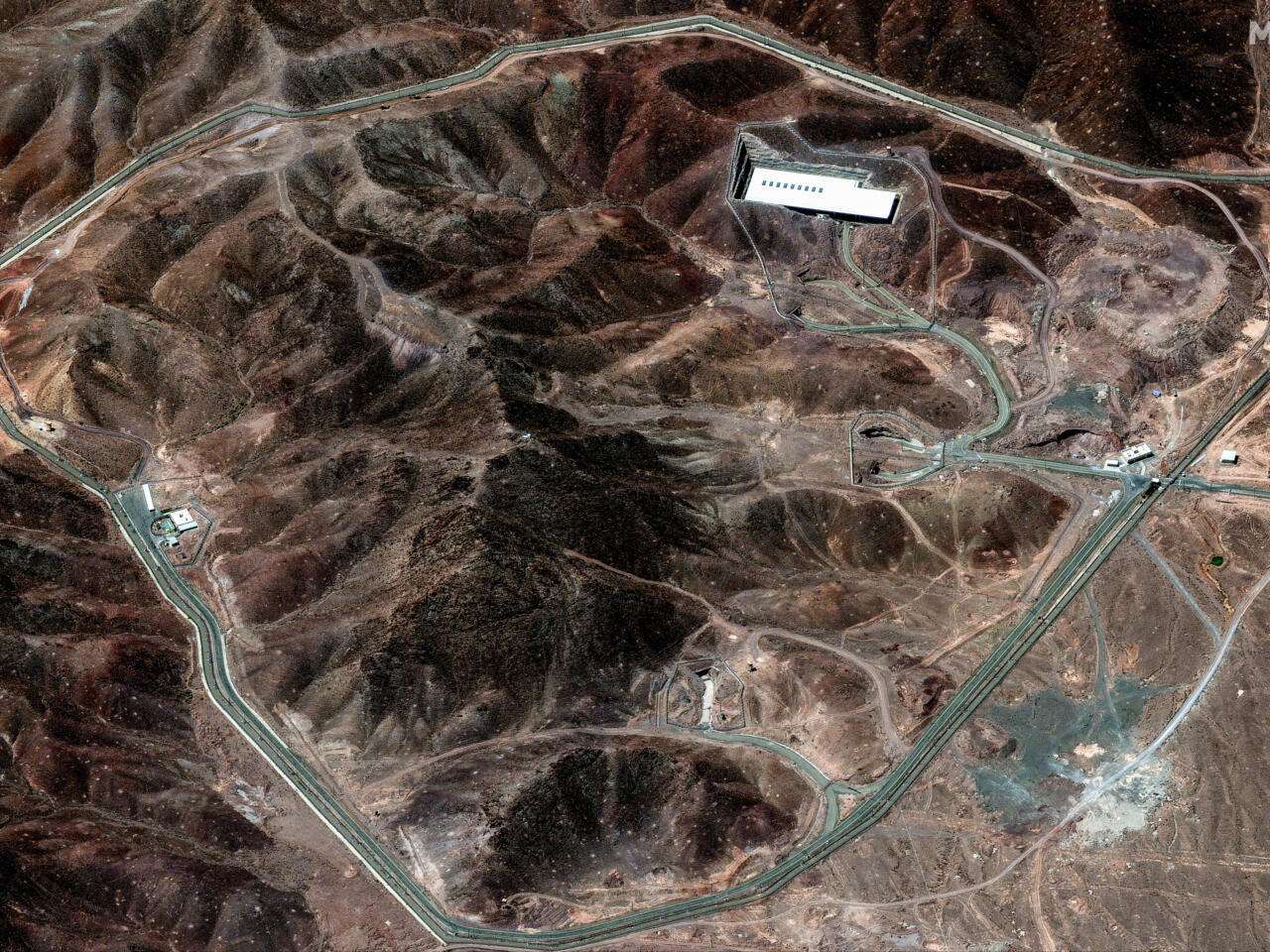 Afirman que ataques de EU no destruyeron instalaciones nucleares de Irán