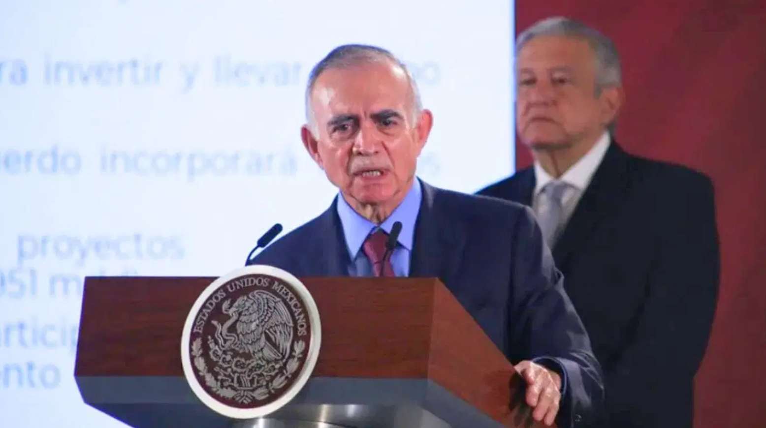 Denuncia PAN a Vector y Alfonso Romo ante la FGR