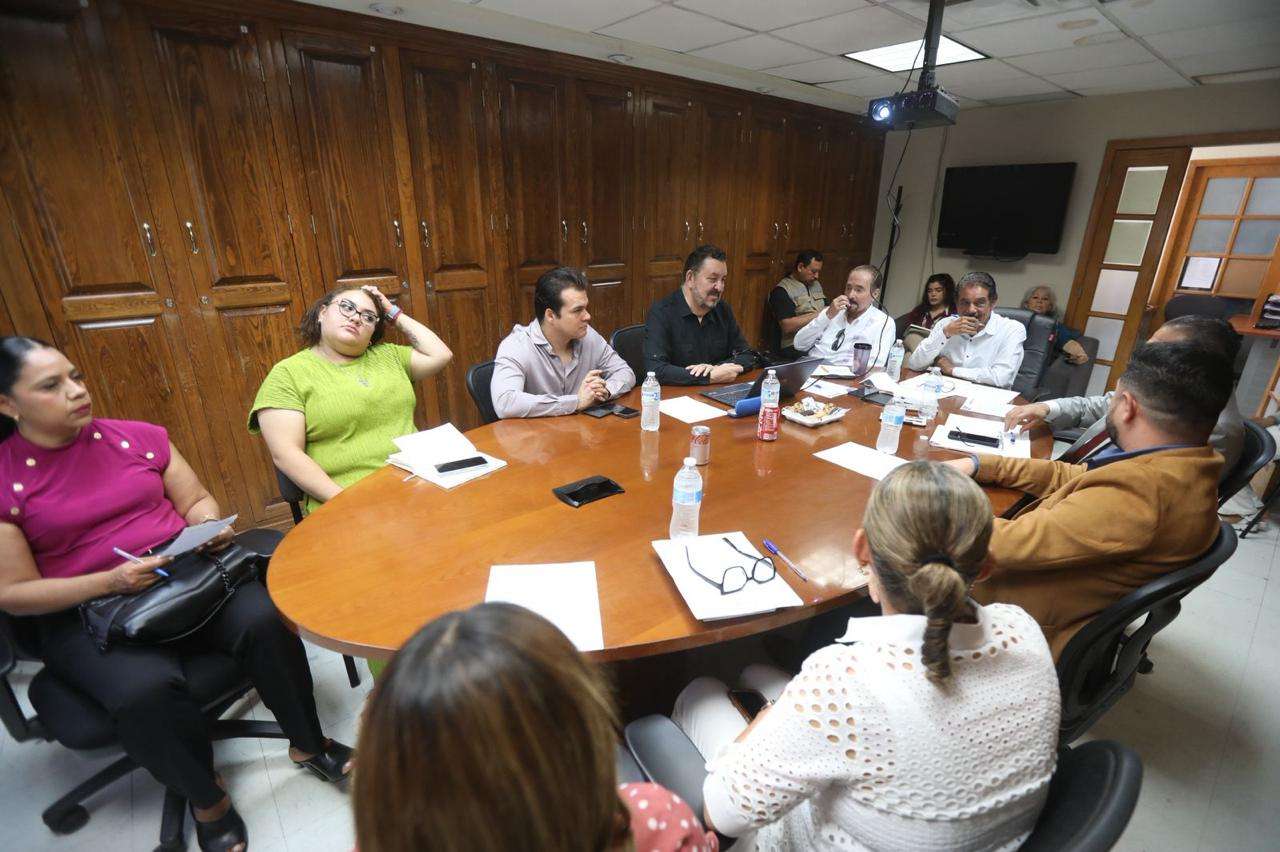 Analizan cambiar el nombre al Viaducto Díaz Ordaz por el de Mártires del 68