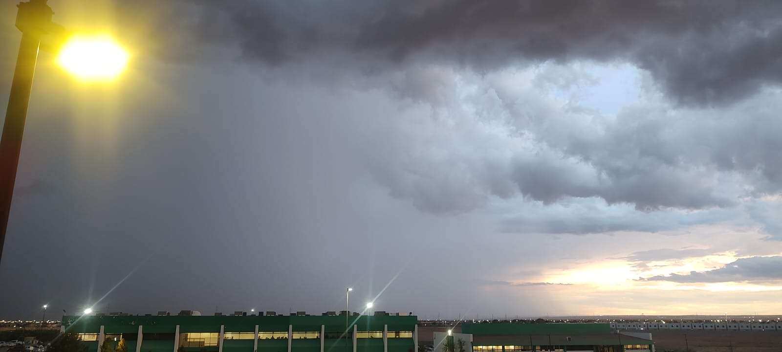 Alertan por fuertes lluvias y tormentas eléctricas