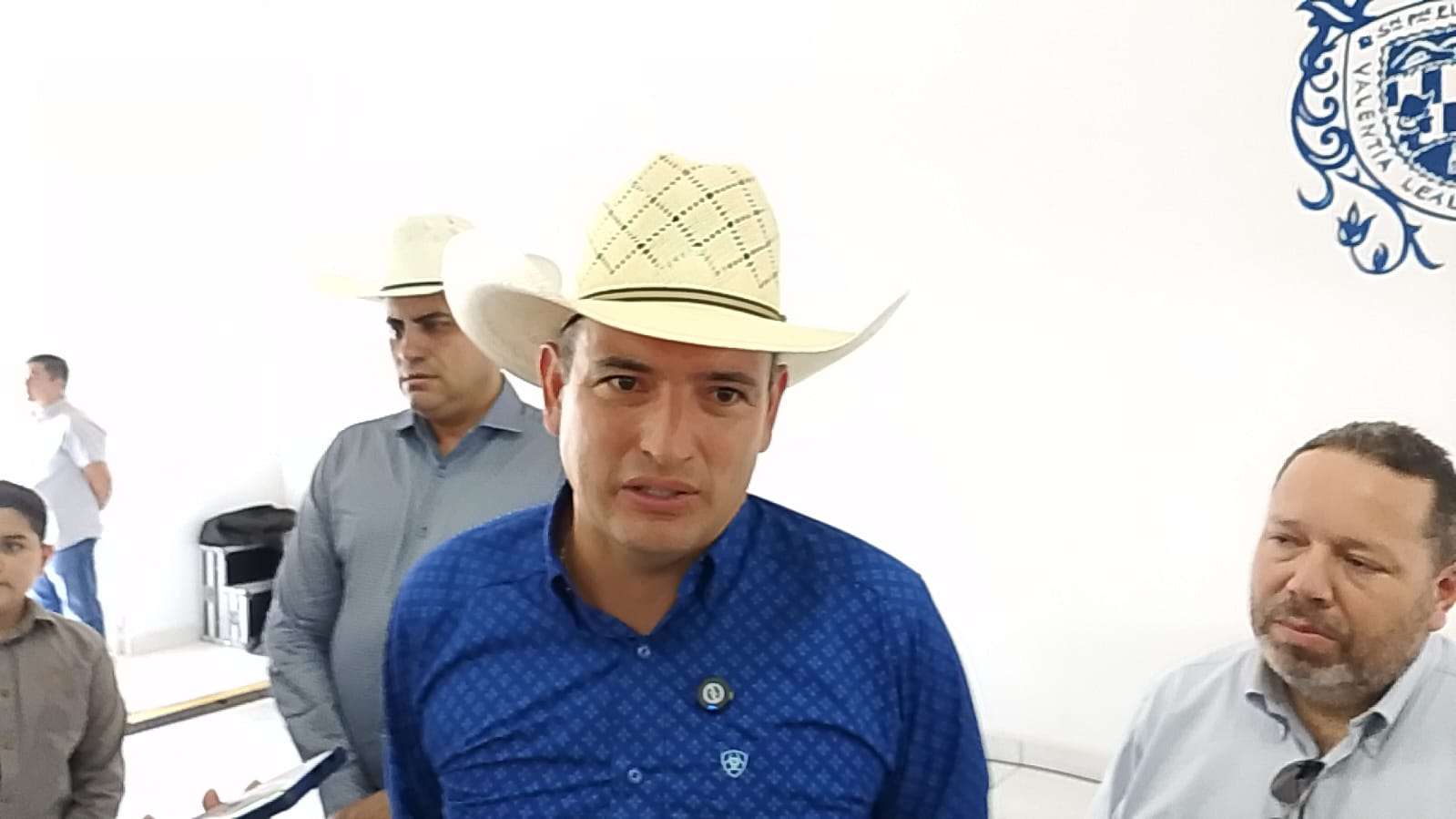 Preocupa a Bonilla filtración de correos universitarios