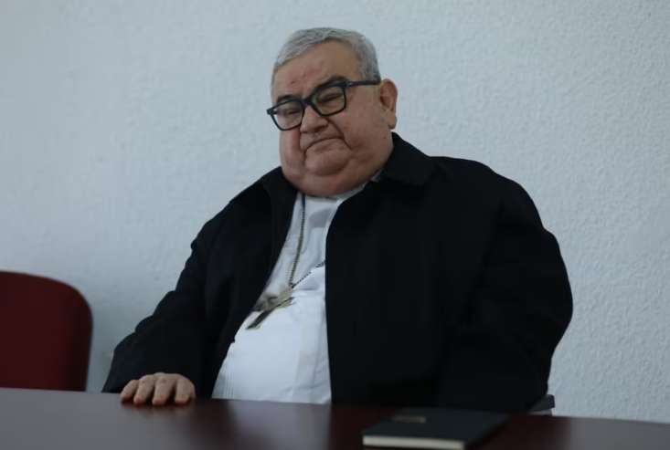 Capacitan a sacerdotes para dialogar con narcos