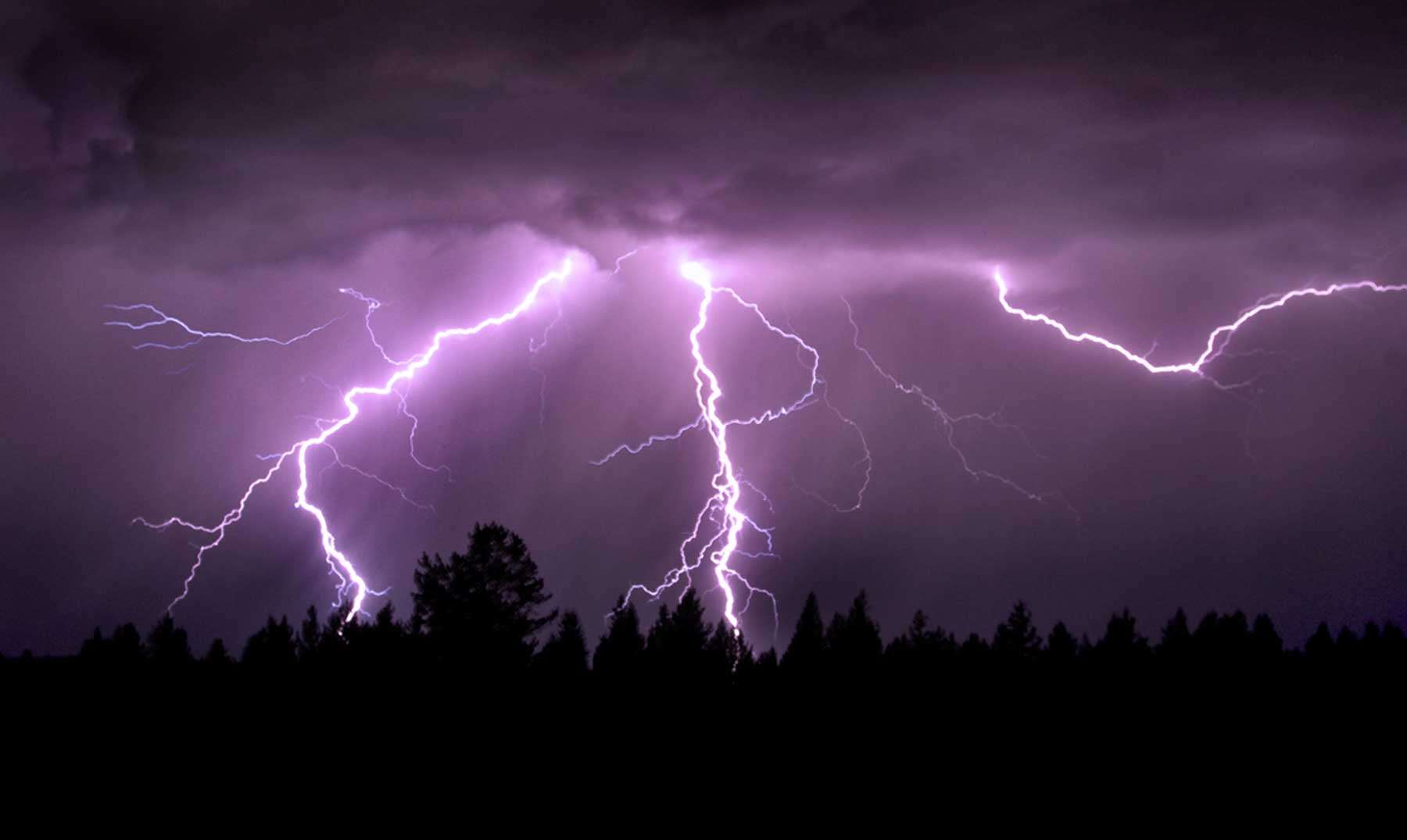 Muere al caerle rayo en Bocoyna