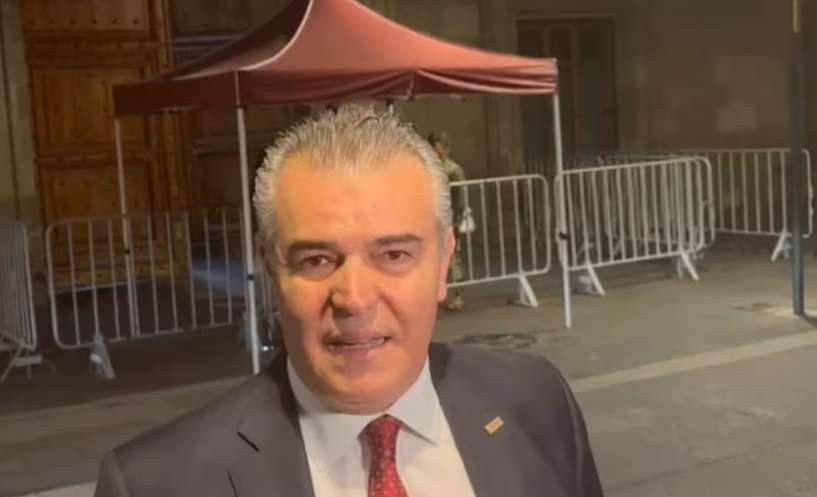 Cita Sheinbaum a empresarios por aranceles de EU
