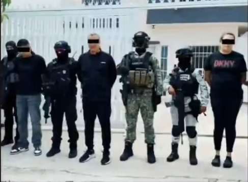 [Peón]