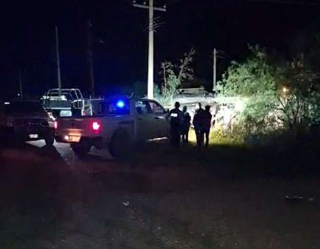 Encuentran a mujer muerta en la carretera Parral a Santa Bárbara