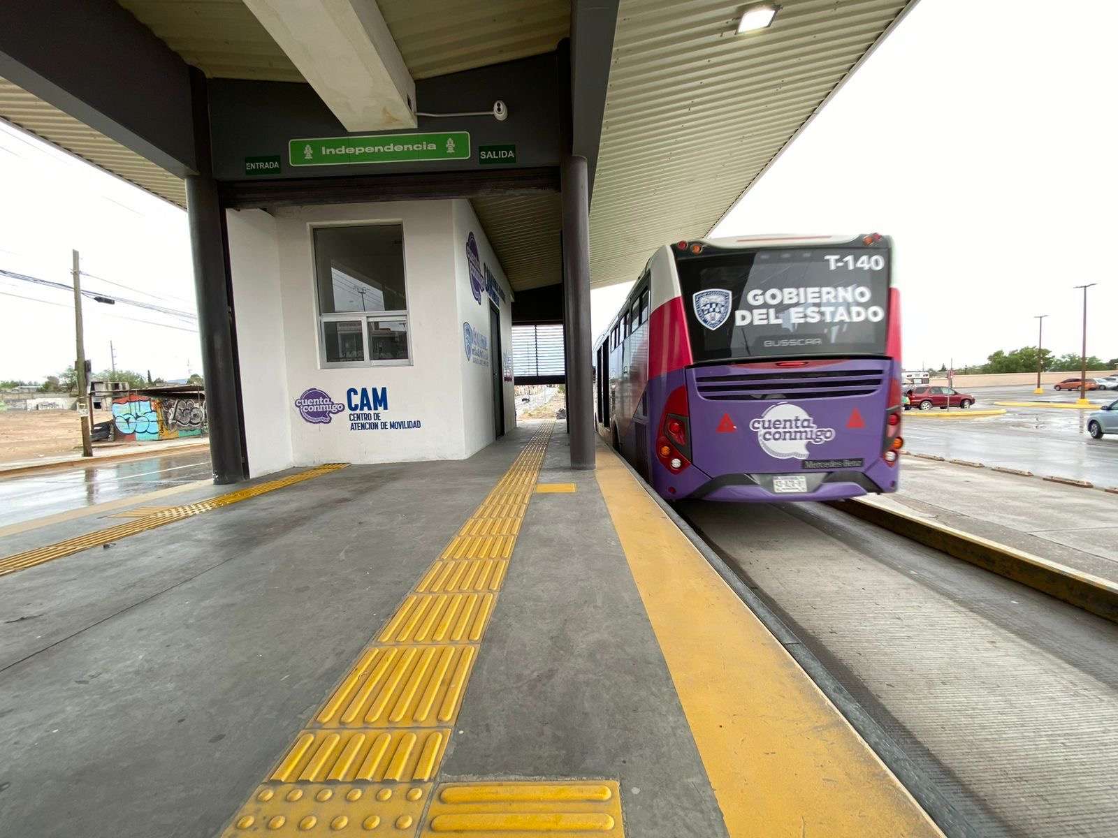 Inaugura JuárezBus nuevo CAM fijo en estación Independencia